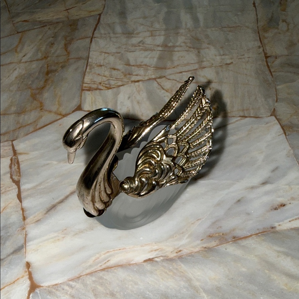 Vintage Frosted Glass Silver Tone Swan Figurine Articulated Filigree Wings
